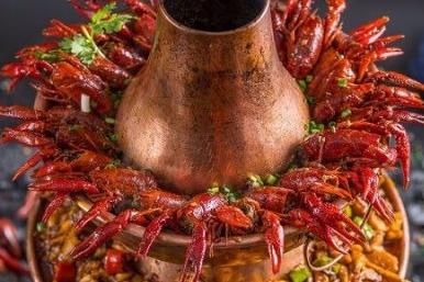 牛蛙火锅店需要多少资金投资 花龙阵这个品牌怎么样 牛蛙火锅店需要多少资金投资 花龙阵这个品牌怎么样