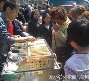 怎样做秘制烤肠 dde01dedff41fabc3e8e0d2551c9999f.jpg