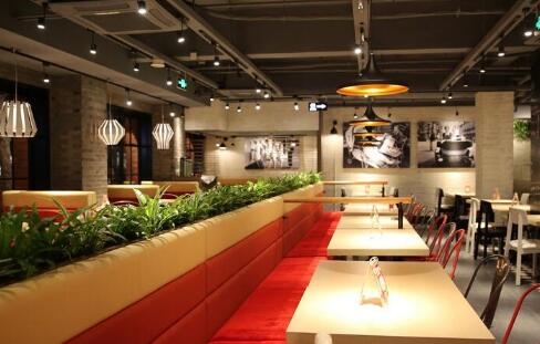 便宜小吃店装修效果图 bc881c053c548332594ce329c7408948.jpg