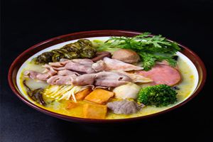 勾馋麻辣烫 勾馋麻辣烫